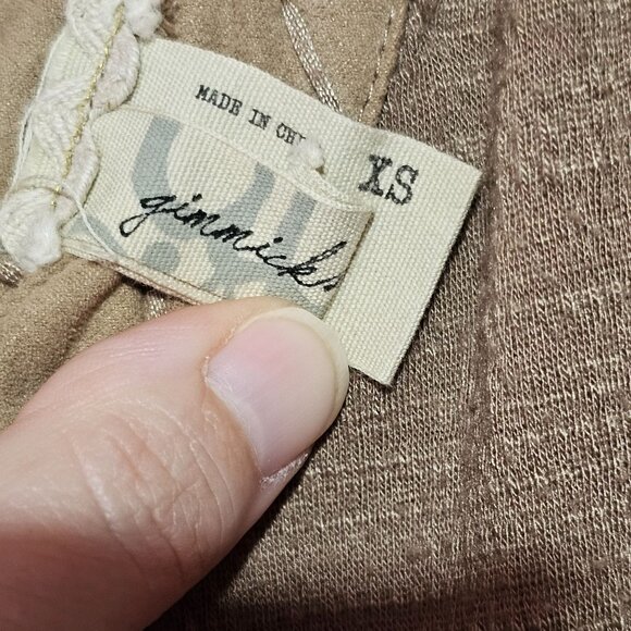 Gimmicks XS Beige Sleeveless Knit Top Lace Details V-Neck Back Cotton Blend Boho - Picture 5 of 14